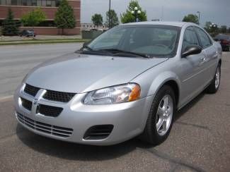 2005 dodge stratus sdn no reserve auction !!!