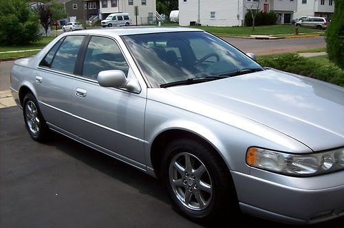 2003 cadillac seville sls sedan 4-door 4.6l