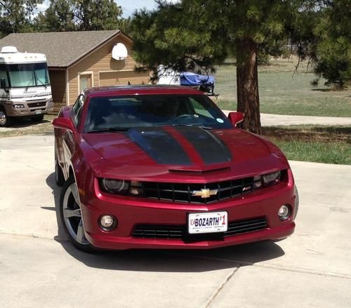 2011 chevrolet camaro ss coupe 2-door 6.2l