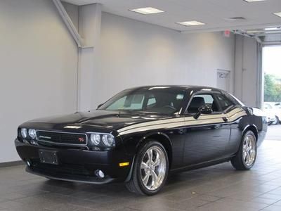 2011 dodge challenger r/t classic loaded!!