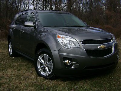 One owner carfax clean history awd equinox loaded with leather nav v6 moonroof