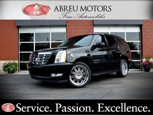 2007 cadillac escalade * just serviced * original rims included!!