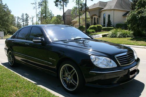 2006 mercedes s65 amg still under extended warranty and maintained very well