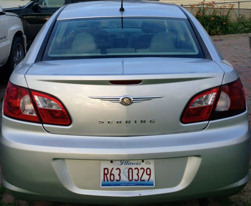 2007 chrysler sebring base sedan 4-door 2.4l