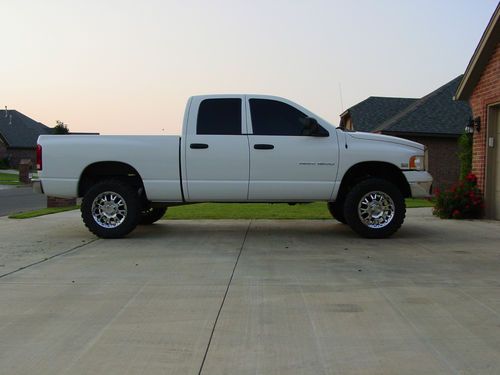 2005 dodge ram 1500 slt crew cab pickup 4-door 5.7l hemi mud tires lifted