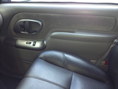 1999 Chevrolet K2500 Suburban LS Sport Utility 4-Door 7.4L, image 20