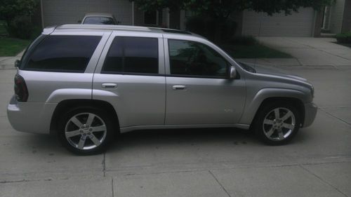 2008 chevrolet trailblazer ss sport utility 4-door 6.0l