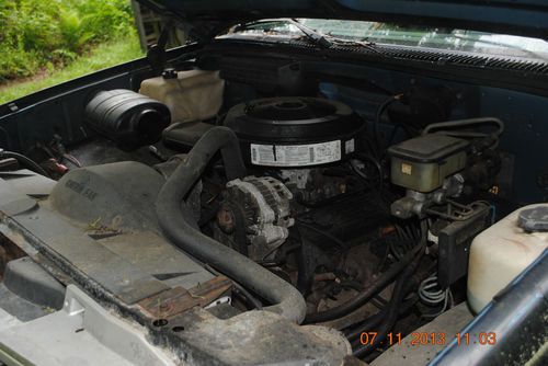 1 ton chevy flatbed/stakeside dump truck, image 4