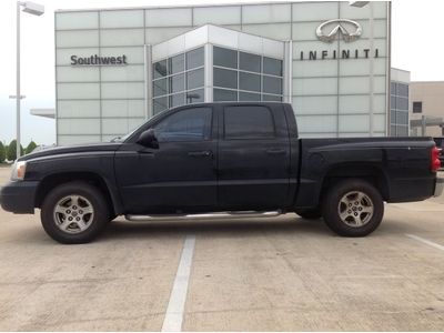 2006 dakota quad cab v-8 leather