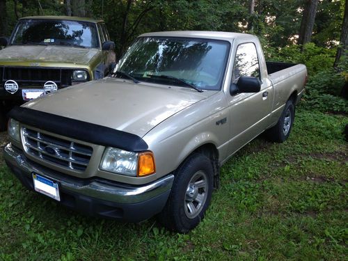 2002 ford ranger xlt standard cab pickup 2-door 2.3l