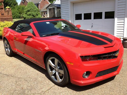 2011 camaro 2ss convertible 1,978 mi, red w blk top, auto, hud,leather