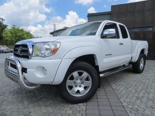 2007 toyota tacoma 2wd access v6 at prerunner, bed liner,