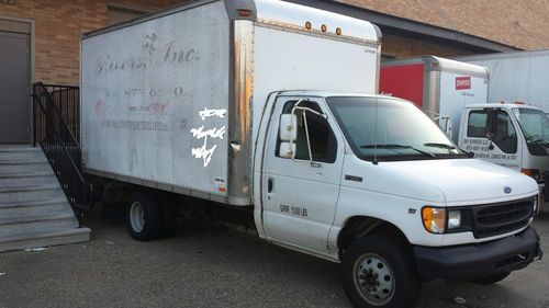 Ford e 350 14 box truck