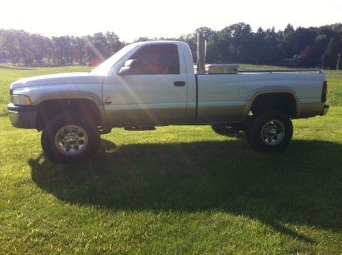 2002 dodge cummins 2500 4x4