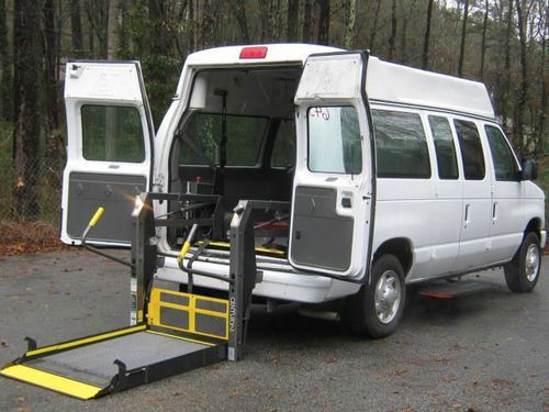 2008 ford econoline handicap wheelchair van