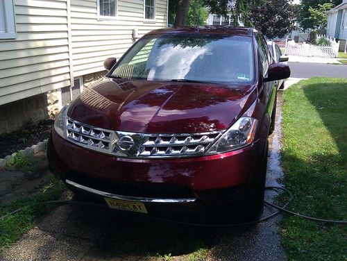 2007 nissan murano only 54,000 miles dvd navigation ,rear camera ,awd no reserve