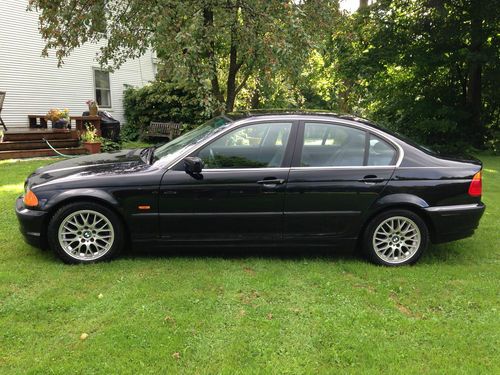2000 bmw 328i base sedan 4-door 2.8l