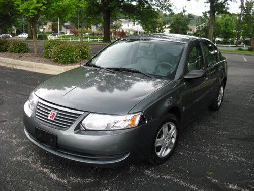 2006 saturn ion,auto,cd,cold a/c,great car,no reserve!!!