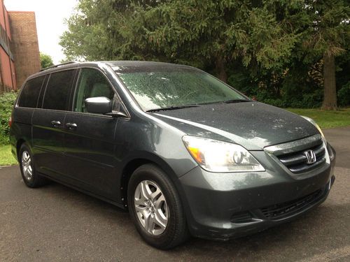 2006 honda odyssey ex-l one owner tv/dvd clean carfax no accidents!!!!