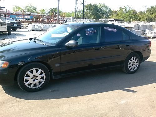 2002 volvo s60 base sedan 4-door 2.4l