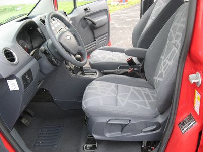 Cargo Van XL New 2.0L CD Air Conditioning Vanity Mirrors Tire Pressure Monitor, image 4