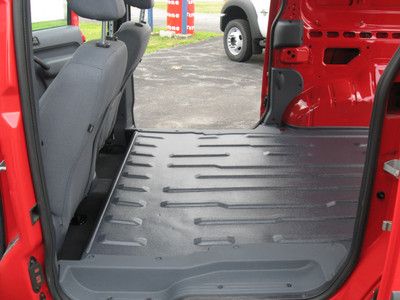 Cargo Van XL New 2.0L CD Air Conditioning Vanity Mirrors Tire Pressure Monitor, image 5