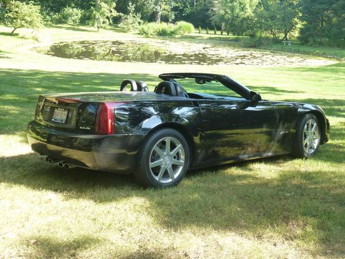 2004 cadillac xlr hard top convertable