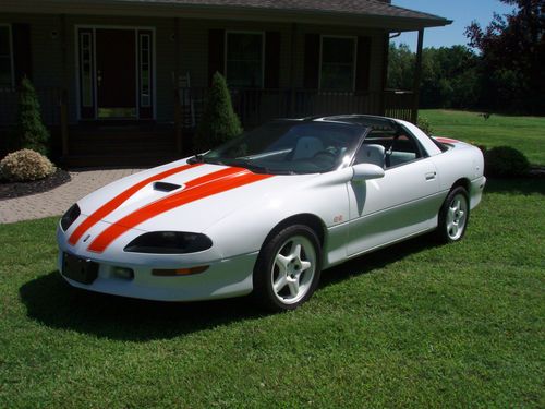 1997 camaro ss z-28 slp 30th anniversary one of 957 produced 28,000 mi, fl car