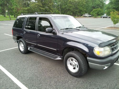 1999 ford explorer xlt sport utility 4-door 4.0l