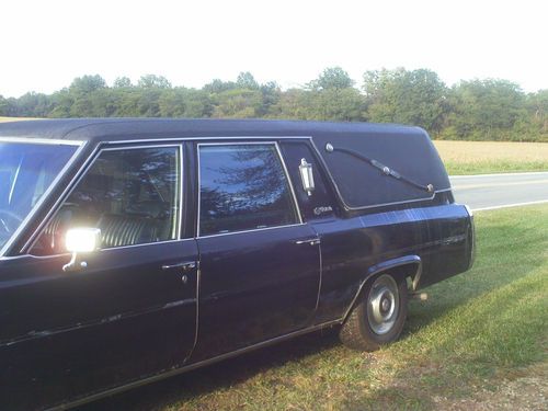 1981 Black Hearse Cadillac Fleetwood Low Mileage, image 2