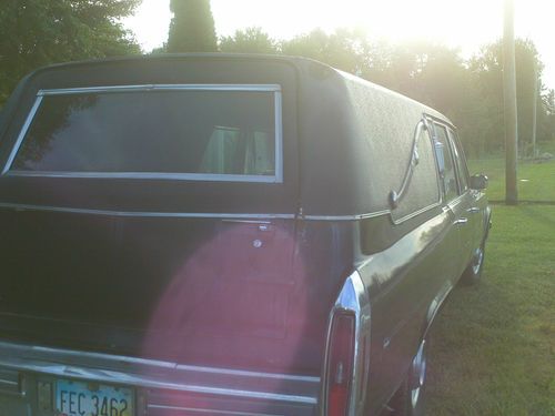 1981 Black Hearse Cadillac Fleetwood Low Mileage, image 3