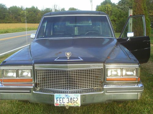 1981 Black Hearse Cadillac Fleetwood Low Mileage, image 5