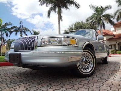 1997 lincoln town car executive 48k original miles clean carfax rust free beauty