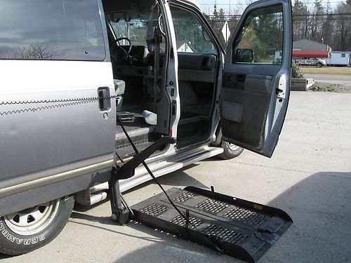 Wheelchair liftvan