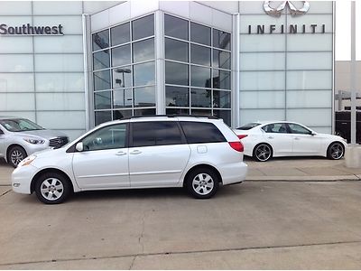 2006 nissan sienna xle one owner