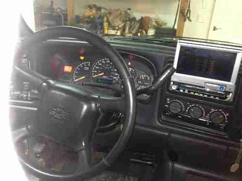 2002 CHEVROLET AVALANCHE 1500 Z71, image 2