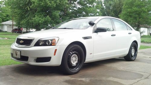 2011 chevrolet caprice ppv sedan 4-door 6.0l v8 rwd g8 pontiac gt gxp chevy ss