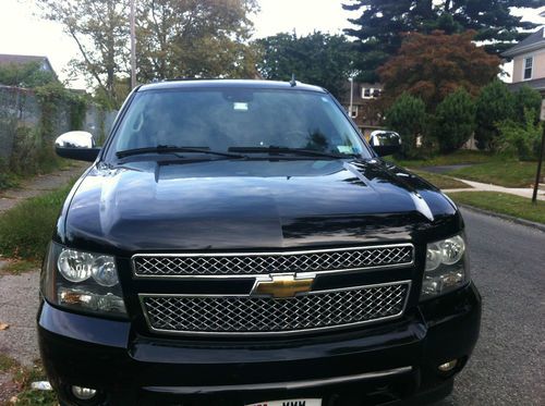 2009 black chevrolet suburban ltz fully loaded,chrome fully loaded