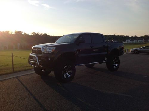 2005 toyota tacoma pre runner crew cab pickup 4-door 4.0l lifted 05