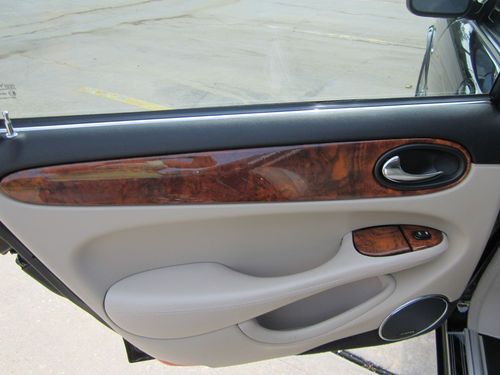 2001 Jaguar XJR Supercharged, image 18