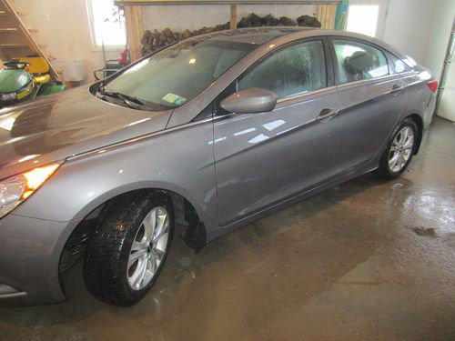 2011 hyundai sonata gls sedan 4-door 2.4l