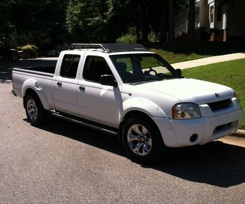 2004 nissan frontier xe crew cab 2wd pick up truck