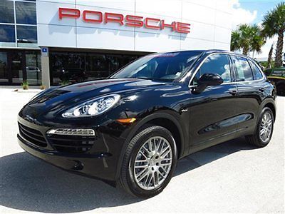 2013 porsche cayenne diesel demo! black/black. certified. call 239.225.7601!