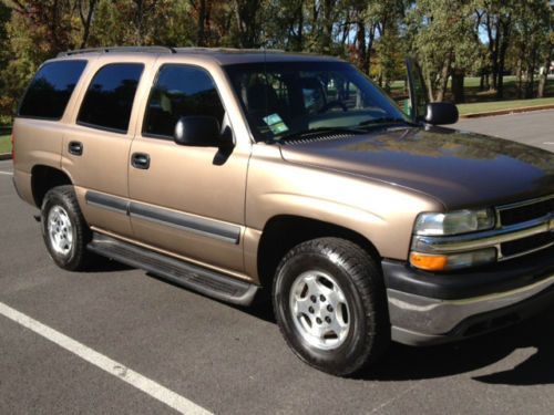 2004 chevrolet chevy tahoe ls 4x4 very clean