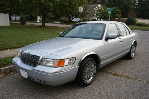 2001 mercury grand marquis gs sedan 4-door 4.6l - only 73000,miles