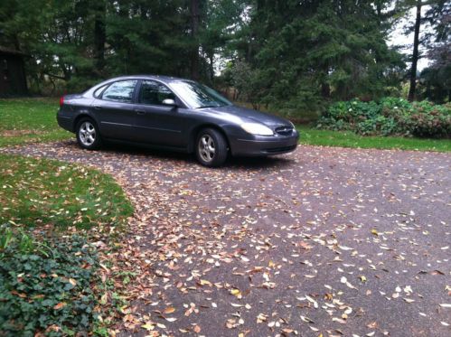 2003 ford taurus - runs great