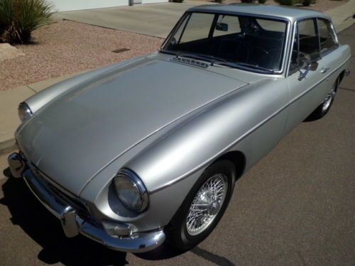 1967 mint condition arizona rust free mgb gt