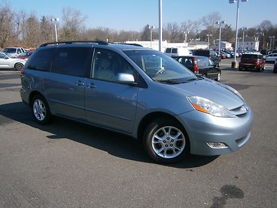 Low reserve one owner clean 2006 toyota sienna xle minivan