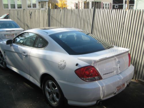 06 hyundai tiberon coupe