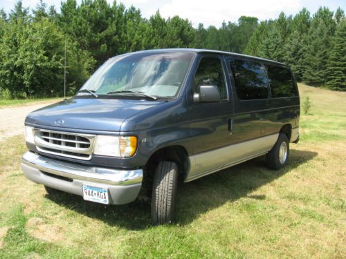 1998 ford e-150 econoline club wagon xlt standard passenger van 2-door 5.4l